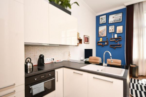 Classy flat next to Castle & view on Parliament Budapest